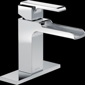 NEW Delta D568LFMPU Ara Single Handle Bathroom Faucet W/ Channel Spout; Chrome